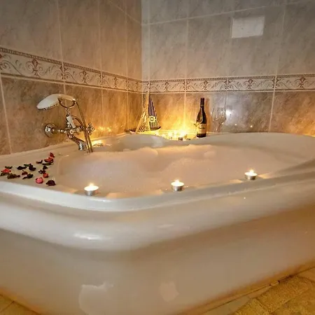 Casa Clara En El Centro Del Pueblo Hébergement de vacances