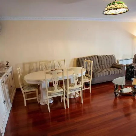 Casa Clara, En El Centro Del Pueblo, Con Vistas Al Mar Holiday home Corcubion