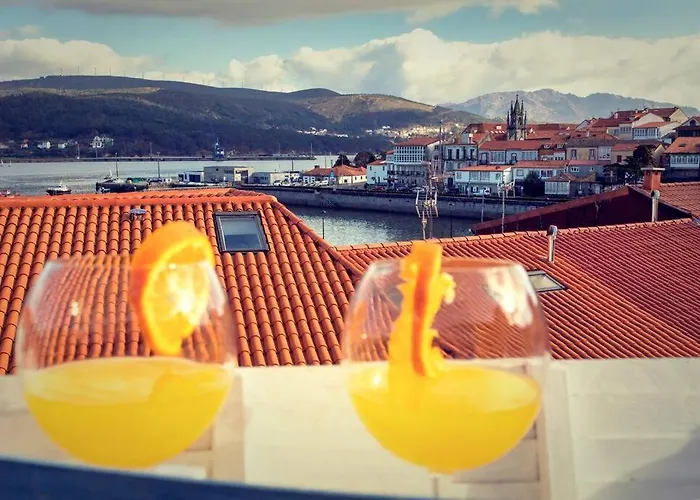 Casa Clara En El Centro Del Pueblo * Corcubion